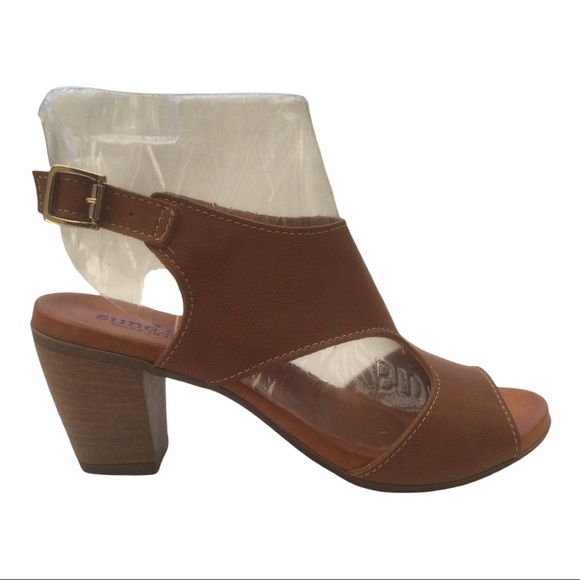 Sundance Peeptoe Sandal New in Box - Picture 2 of 12